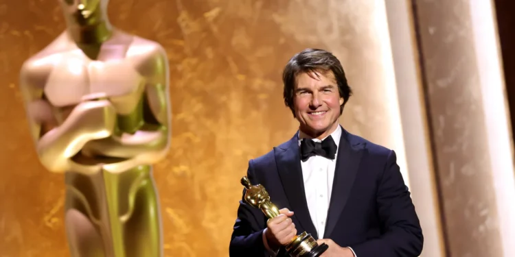 From Rain Man to Collateral — 14 Tom Cruise Performances That PROVE He’s Not Just an Action Star — He’s a DAMN CHAMELEON.