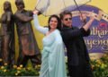 Dilwale Dulhania Le Jayenge Makes History Again — SRK & Kajol’s Statue Unveiled in London!