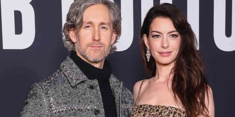 Anne Hathaway Pregnant